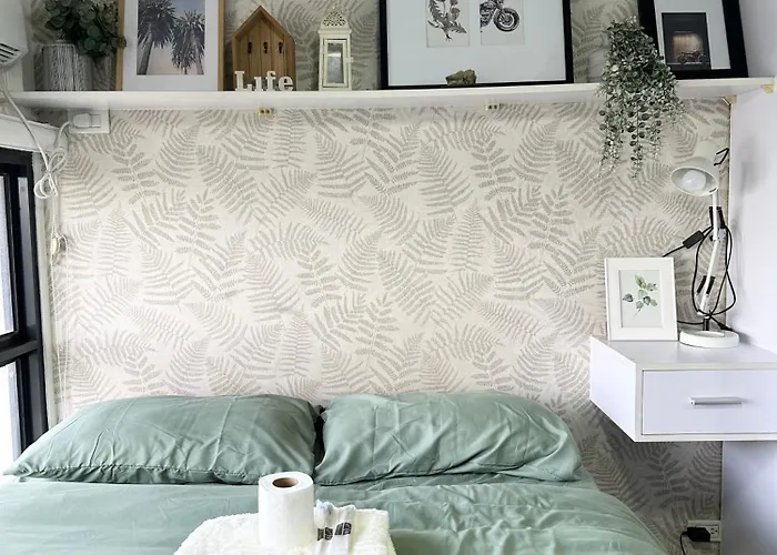 Cozy Nature-inspired Unit In Cubao Aparthotel