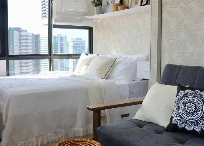 Cozy Nature-inspired Unit In Cubao Manila